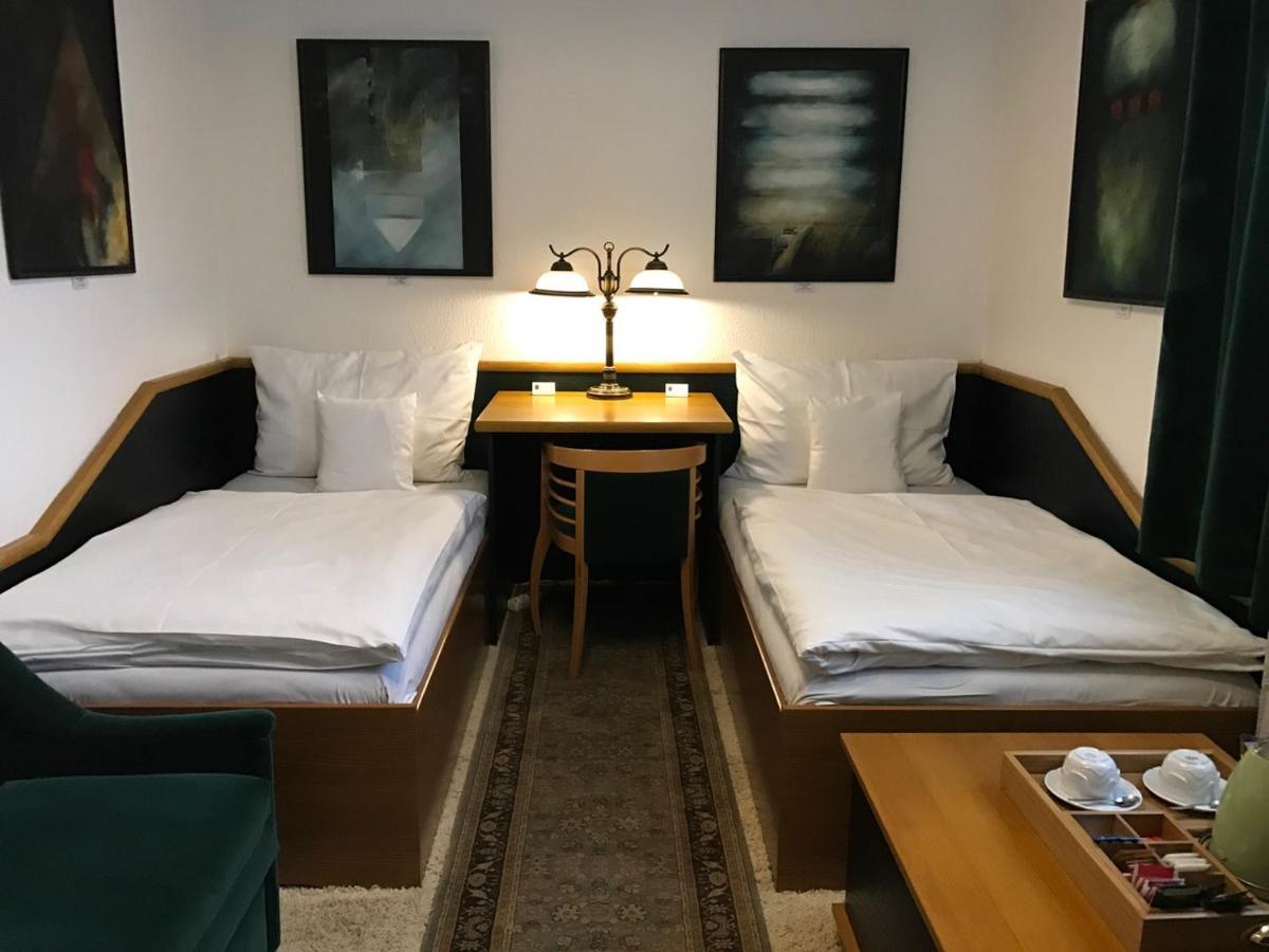 Antik Hotel Sofia Litomysl Luaran gambar