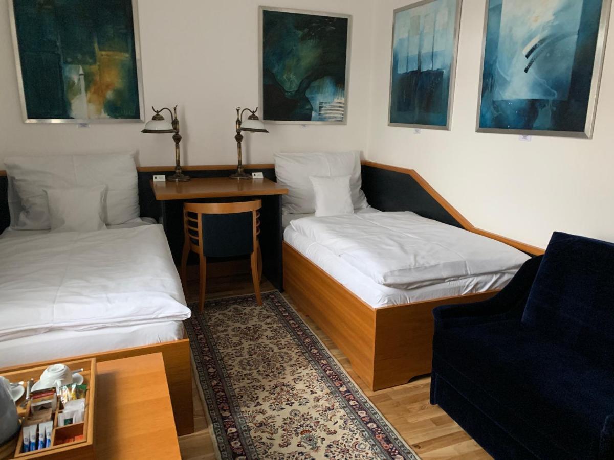 Antik Hotel Sofia Litomysl Luaran gambar