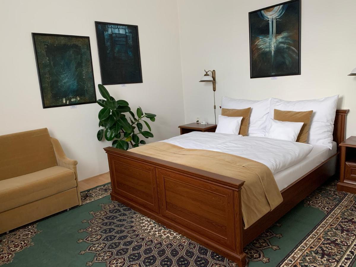 Antik Hotel Sofia Litomysl Luaran gambar