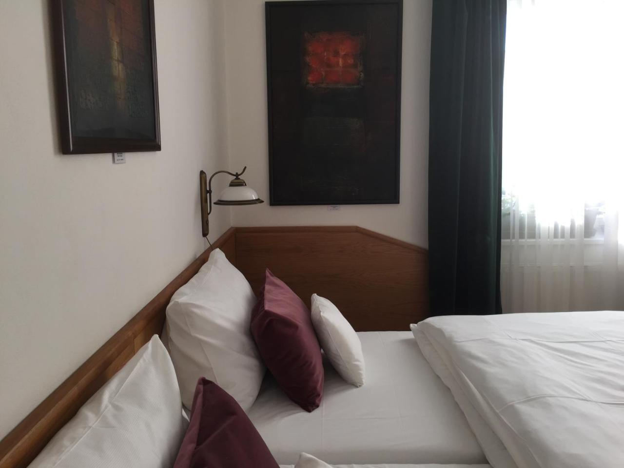 Antik Hotel Sofia Litomysl Luaran gambar